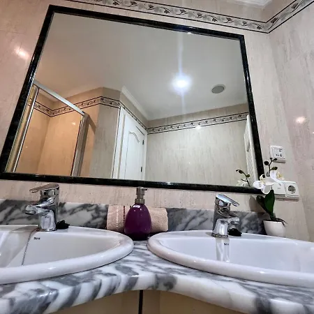 Gatu Premium Turquesa Playa Y Parking Appartamento