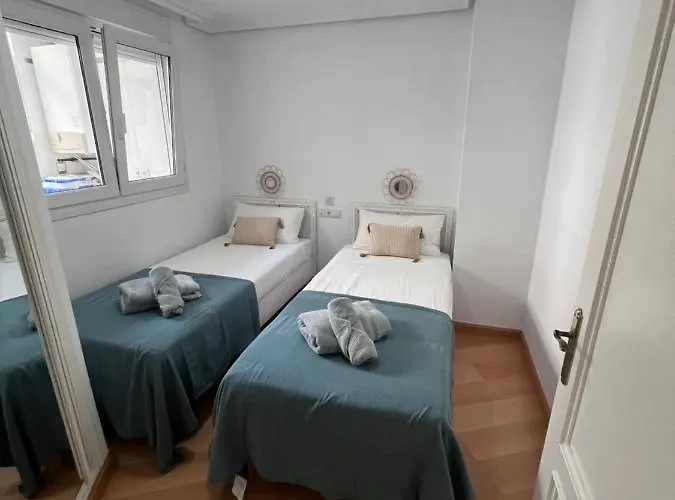 Gatu Premium Turquesa Playa Y Parking *