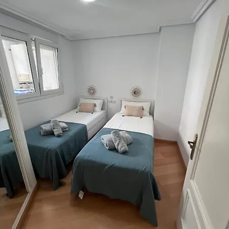 Gatu Premium Turquesa Playa Y Parking *